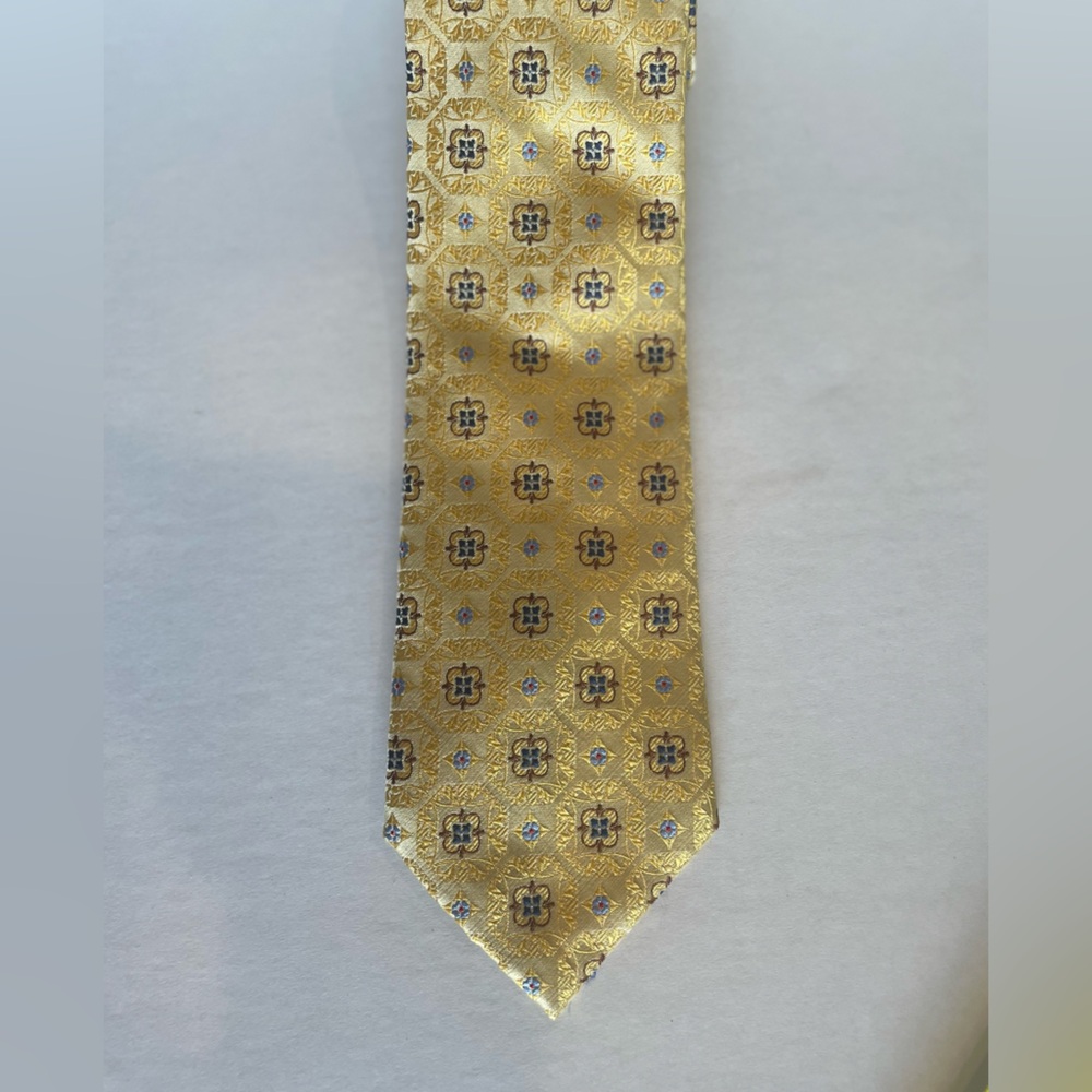 Jos A Bank tie 100% silk signature collection